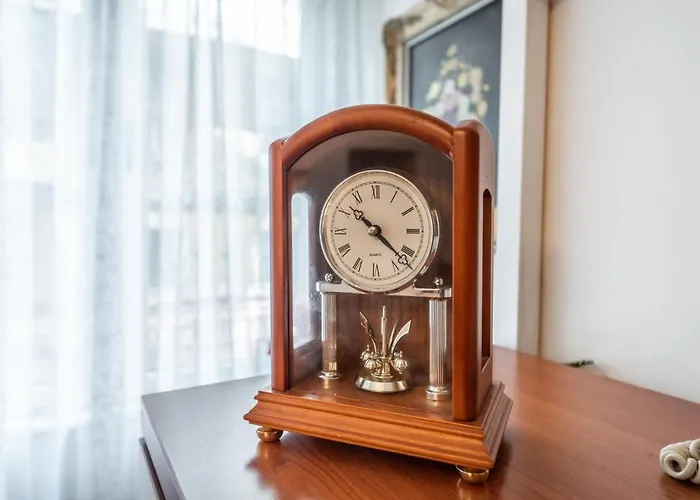 Vintage And Warm 2br In * Tirana